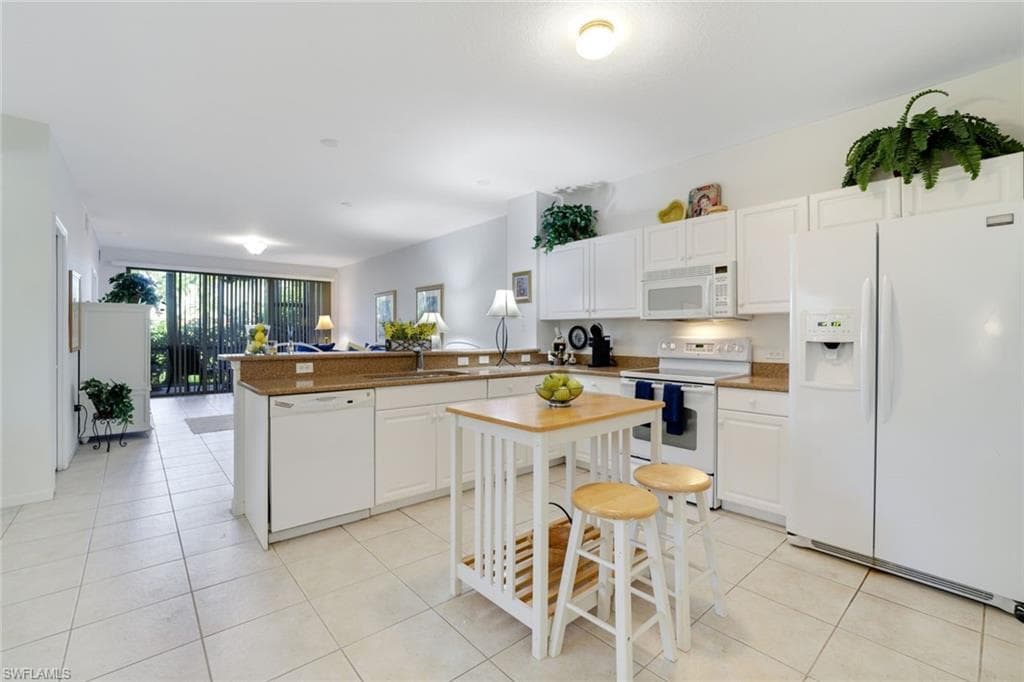 10049 Heather LN 101-14