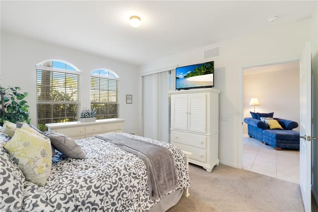 10049 Heather LN 101-19