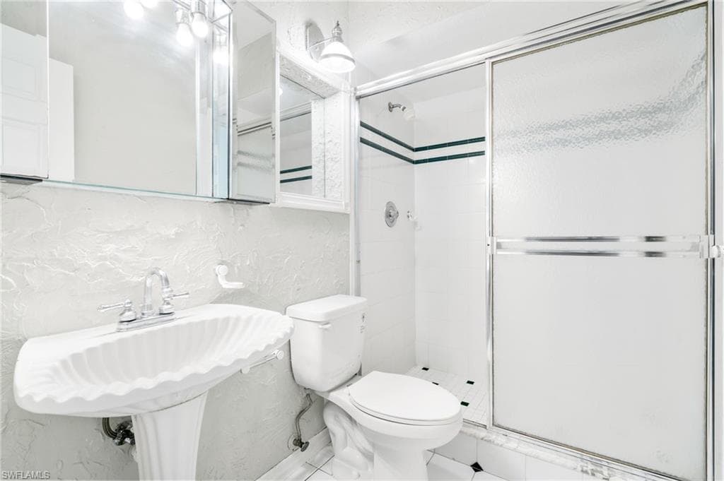6226 Timberwood CIR 119-17