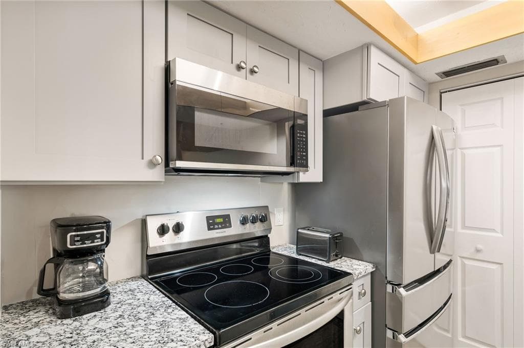 6226 Timberwood CIR 119-10