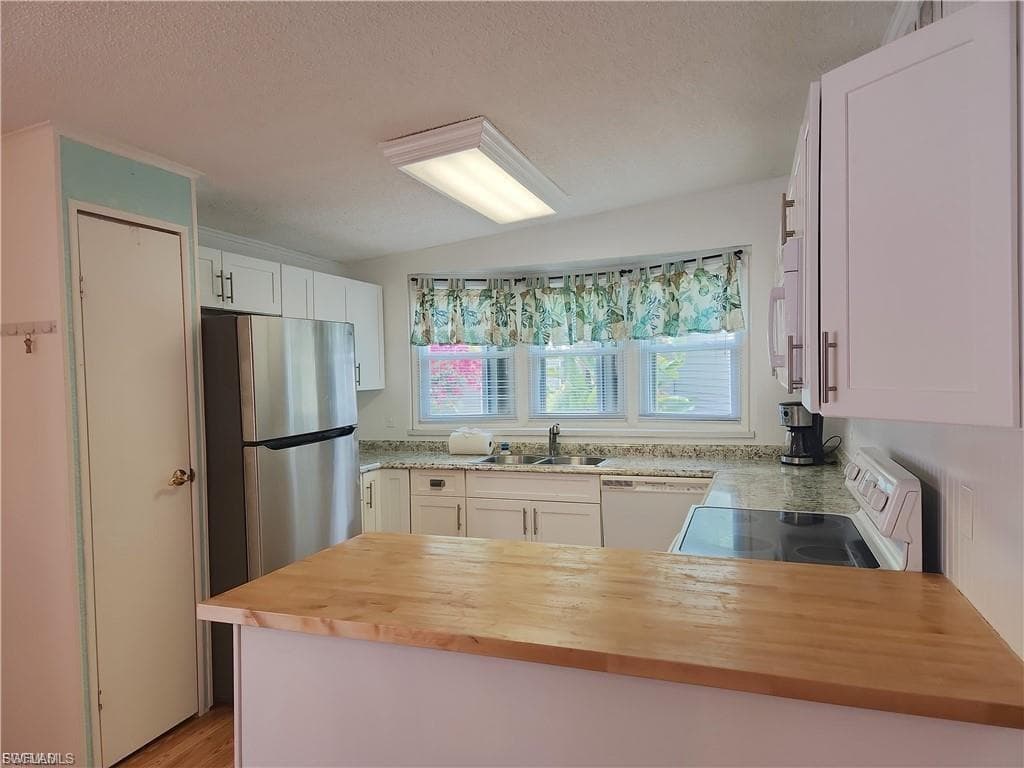 10401 Circle Pine RD-5