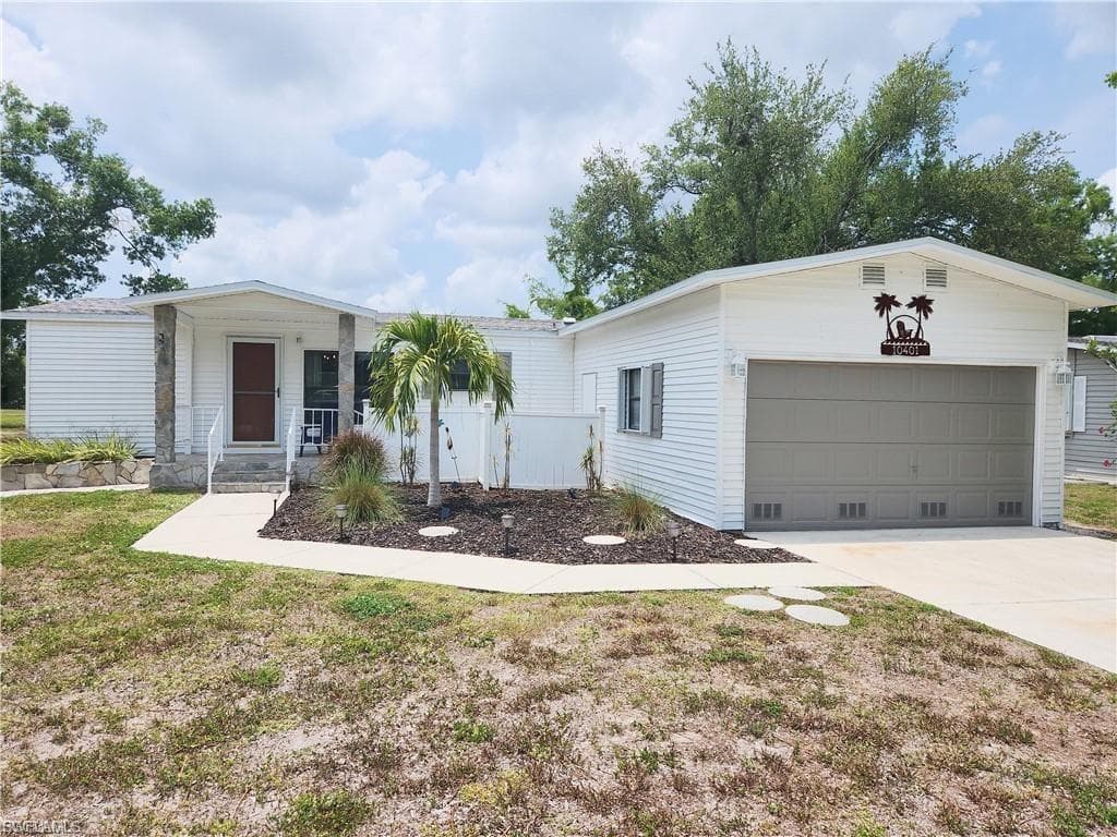 10401 Circle Pine RD-20