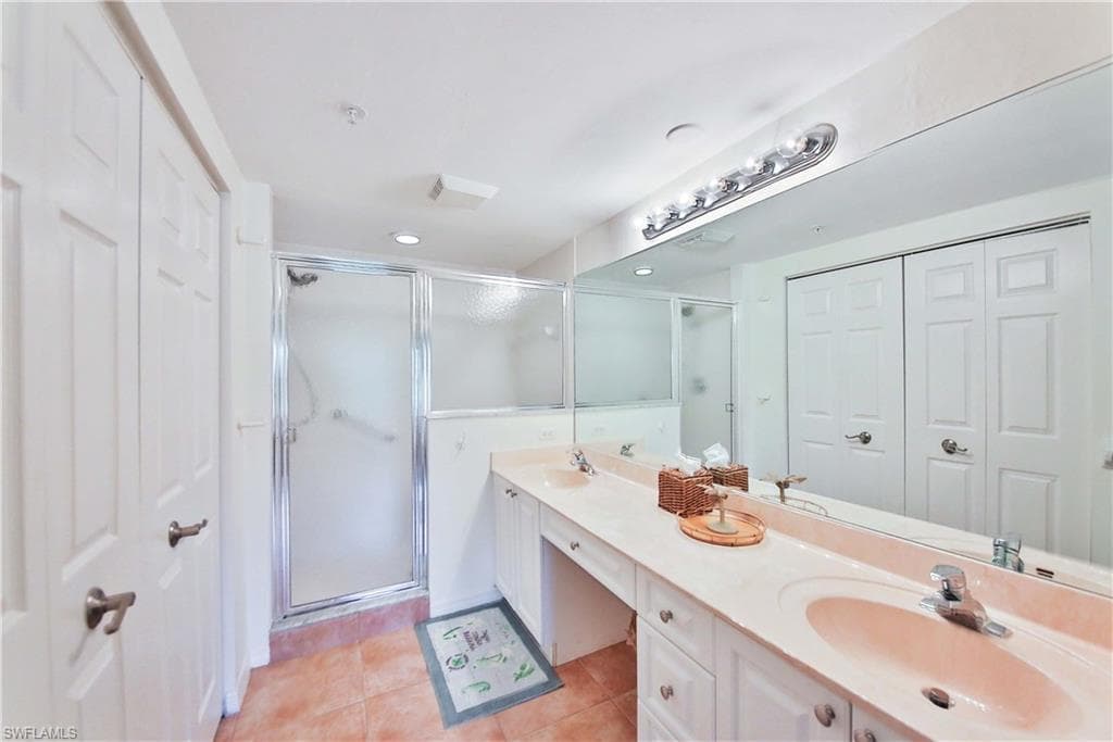 5105 Cedar Springs DR 101-17