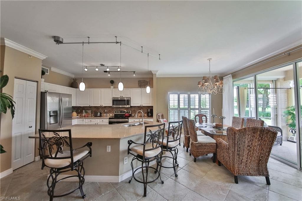 5105 Cedar Springs DR 101-8
