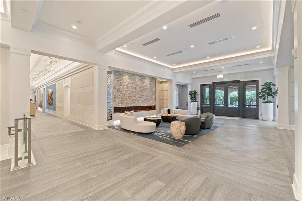 11242 Five Oaks LN-28