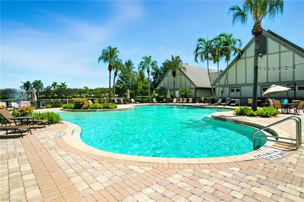 11242 Five Oaks LN-10
