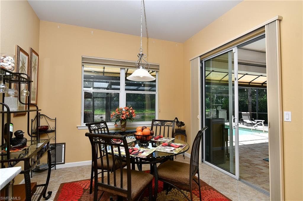 26317 Stonewall LN-10
