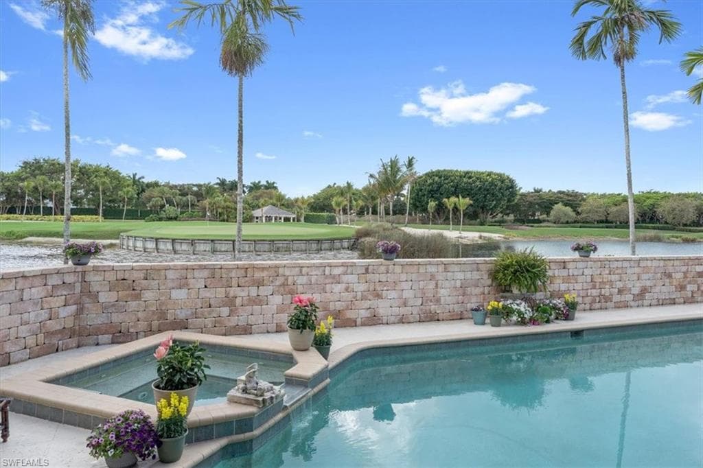 2339 Alexander Palm DR-23