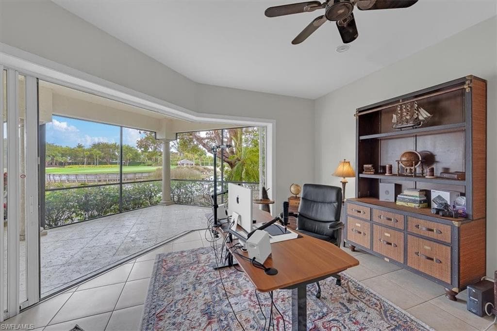 2339 Alexander Palm DR-43