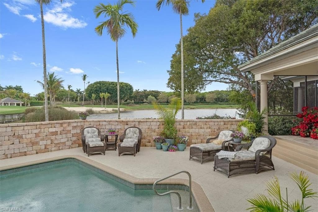 2339 Alexander Palm DR-41