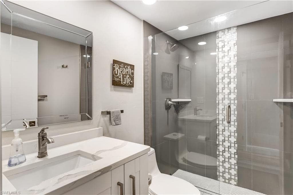 6662 Estero BLVD 308-23