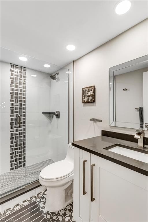 6662 Estero BLVD 308-17