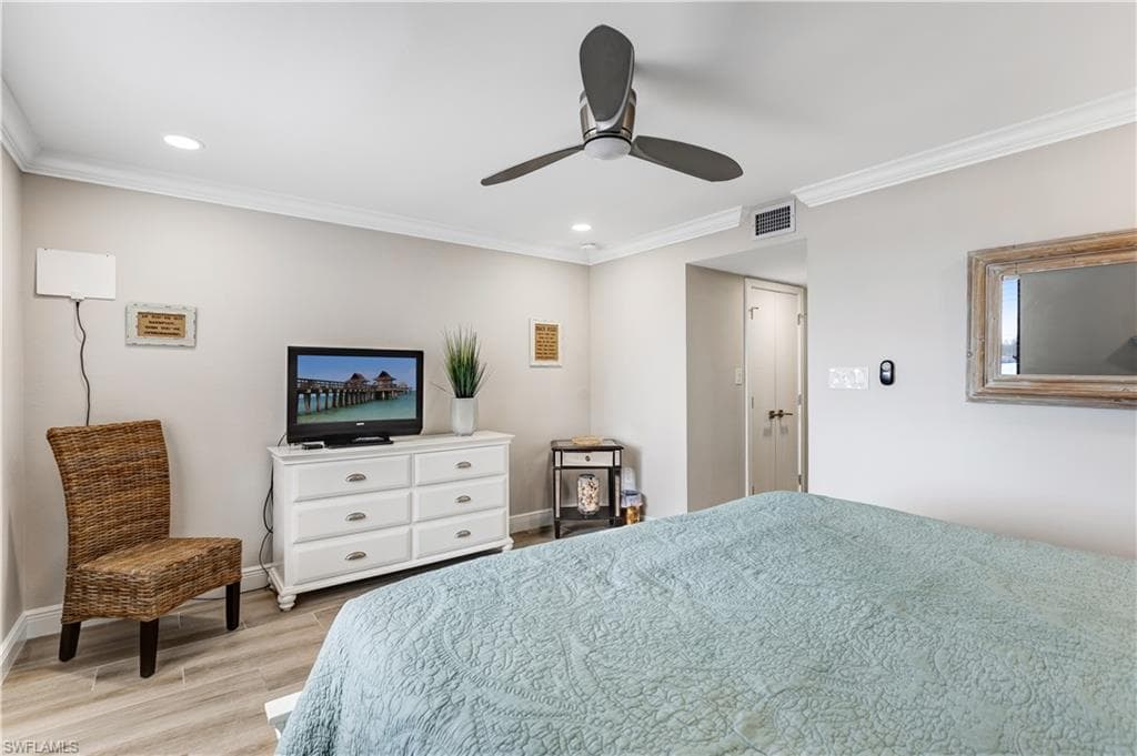 6662 Estero BLVD 308-22