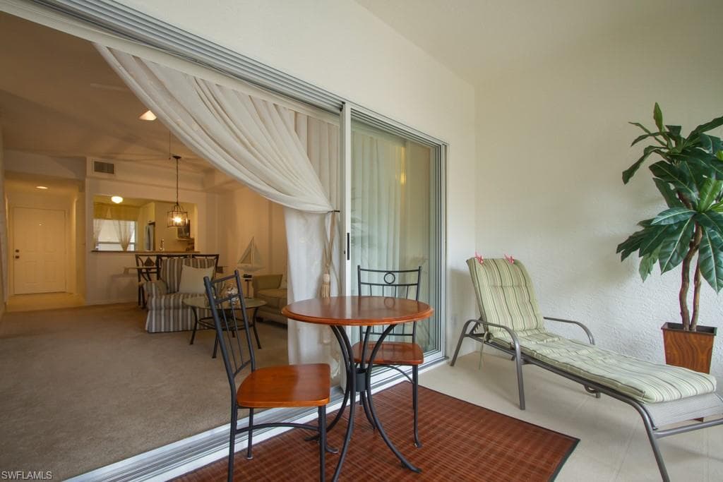 1044 Woodshire LN B210-7