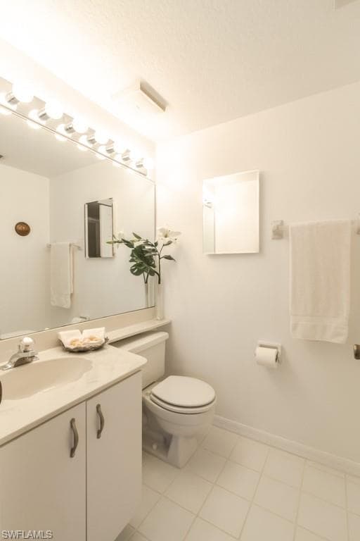 1044 Woodshire LN B210-20