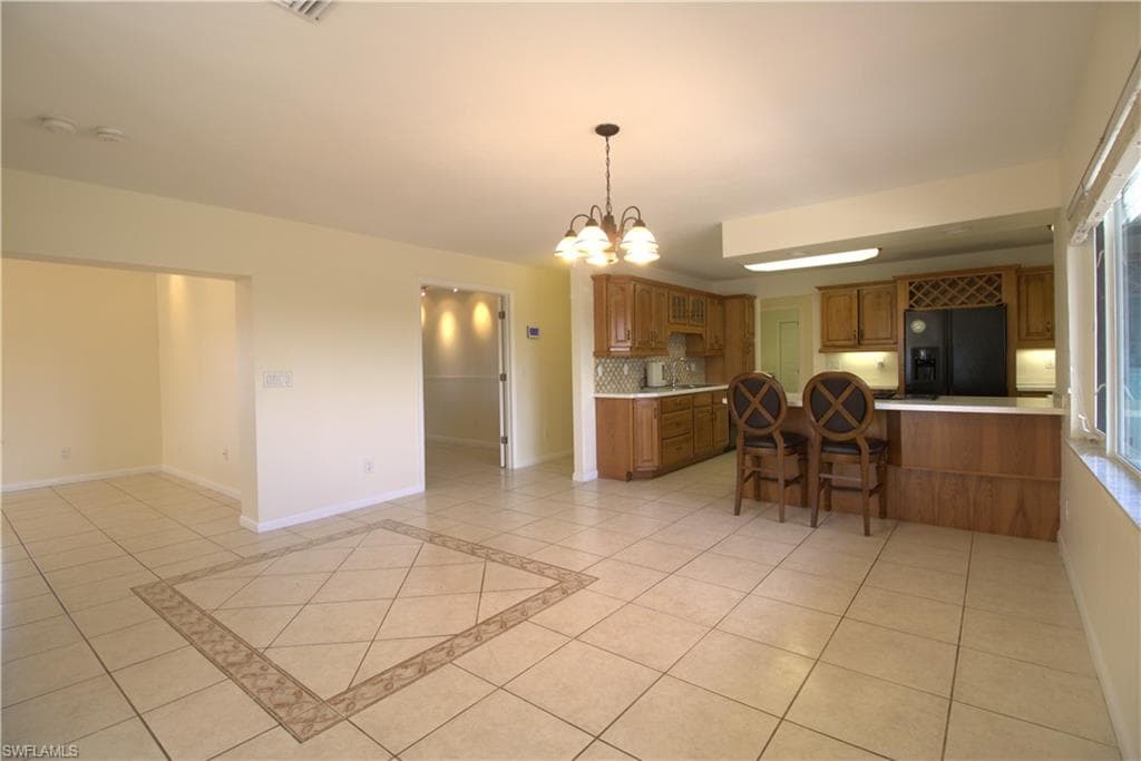 5043 Genesee PKWY-23