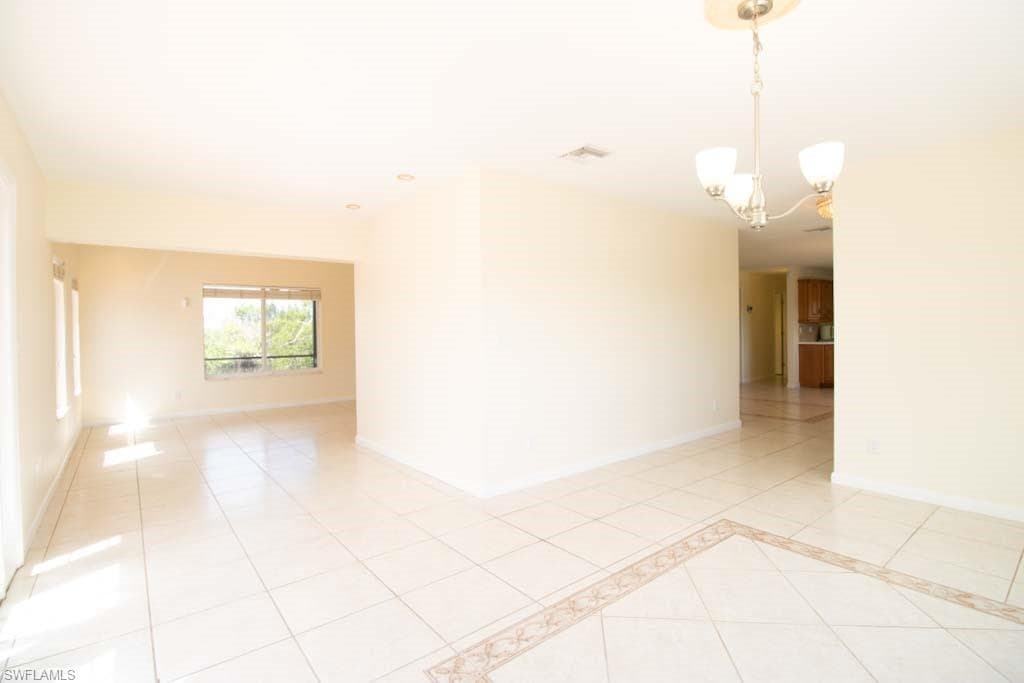 5043 Genesee PKWY-27