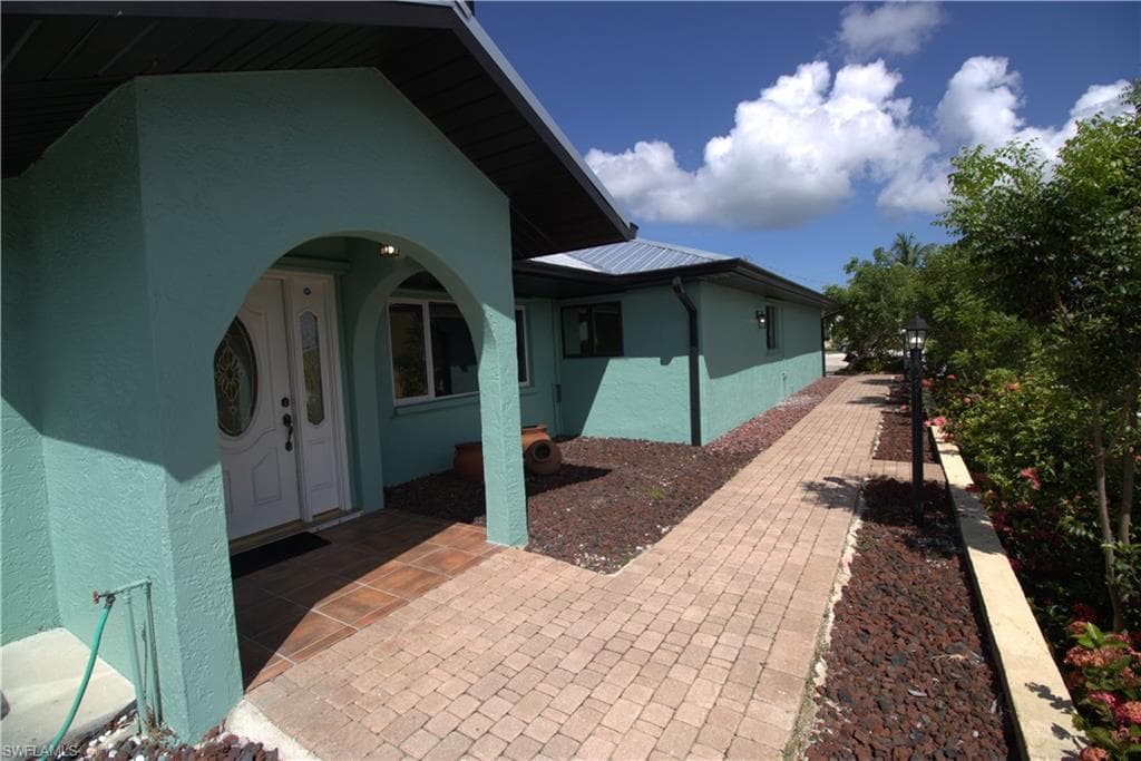 5043 Genesee PKWY-12