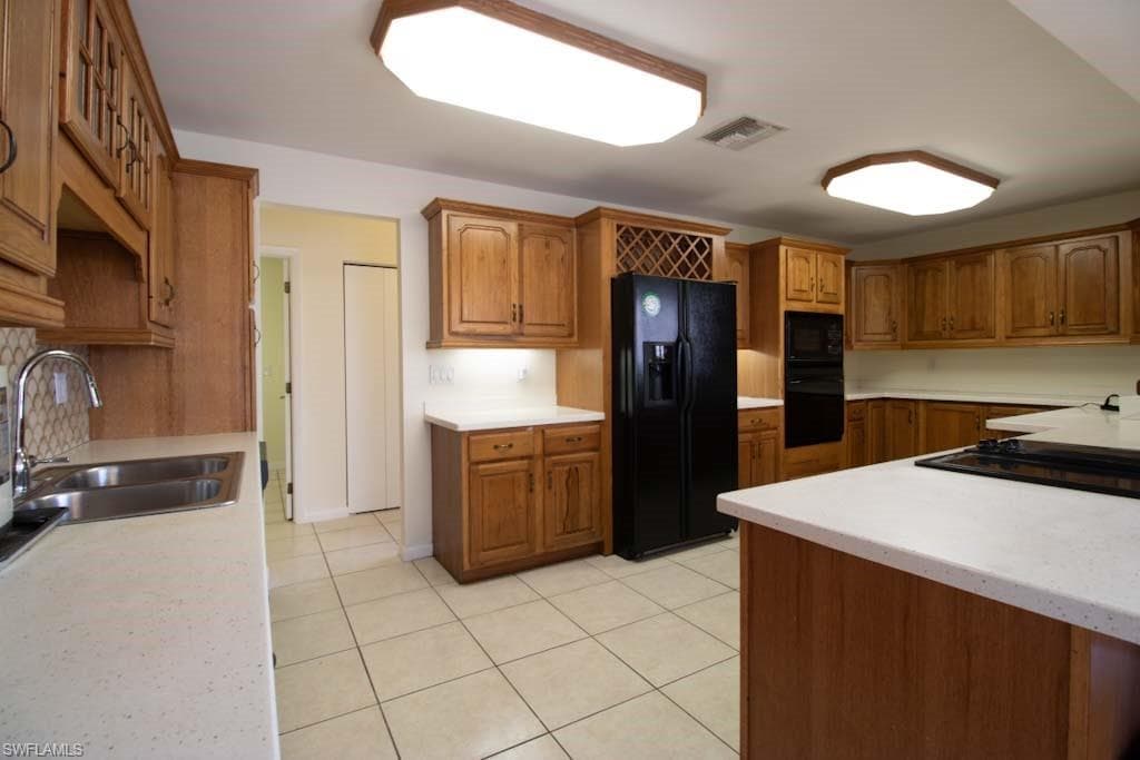 5043 Genesee PKWY-25