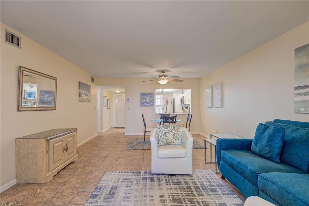 5445 Peppertree DR 9-8