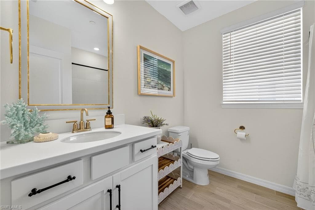 11861 Venetian Lagoon DR 104-23