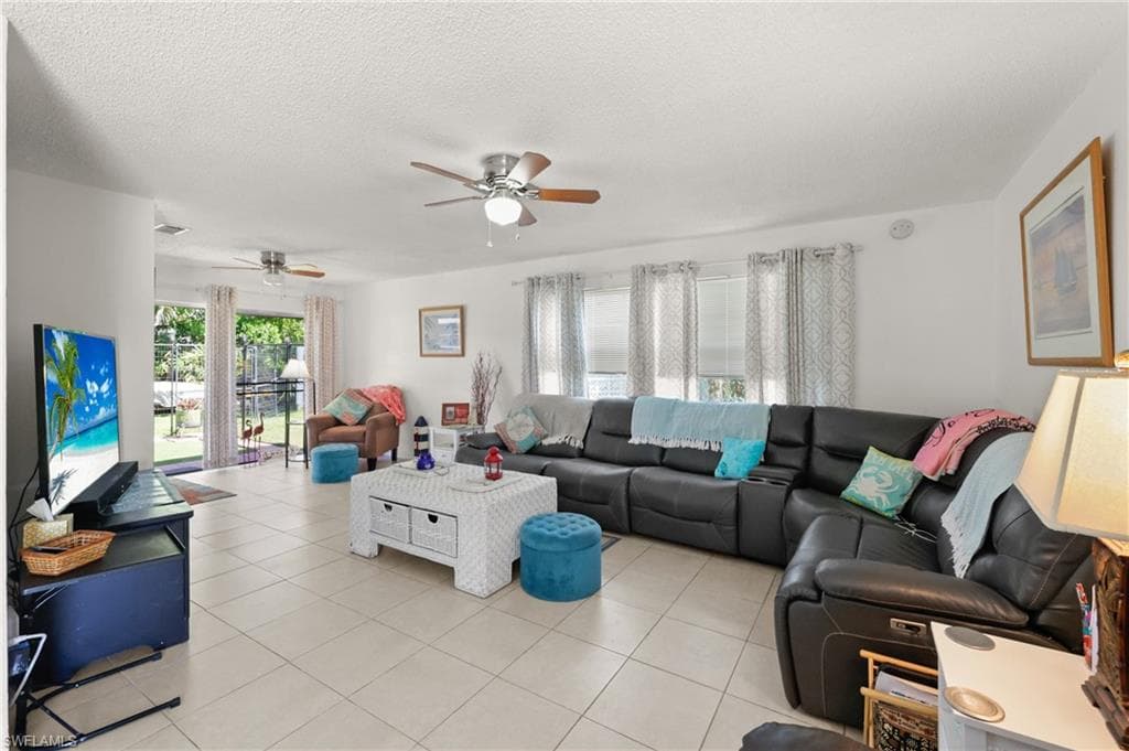 4517 Vinsetta AVE-12