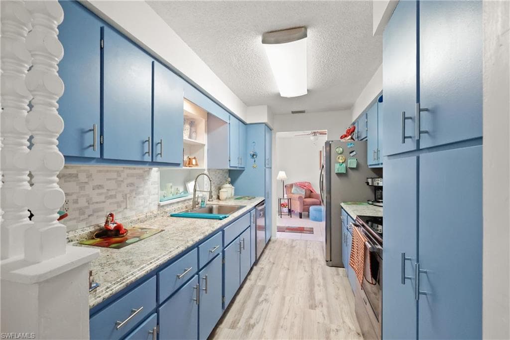 4517 Vinsetta AVE-5
