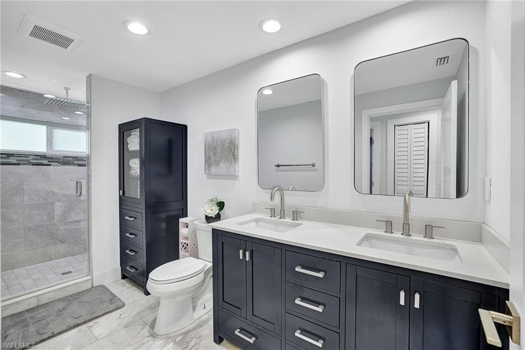 921 Scott DR-22
