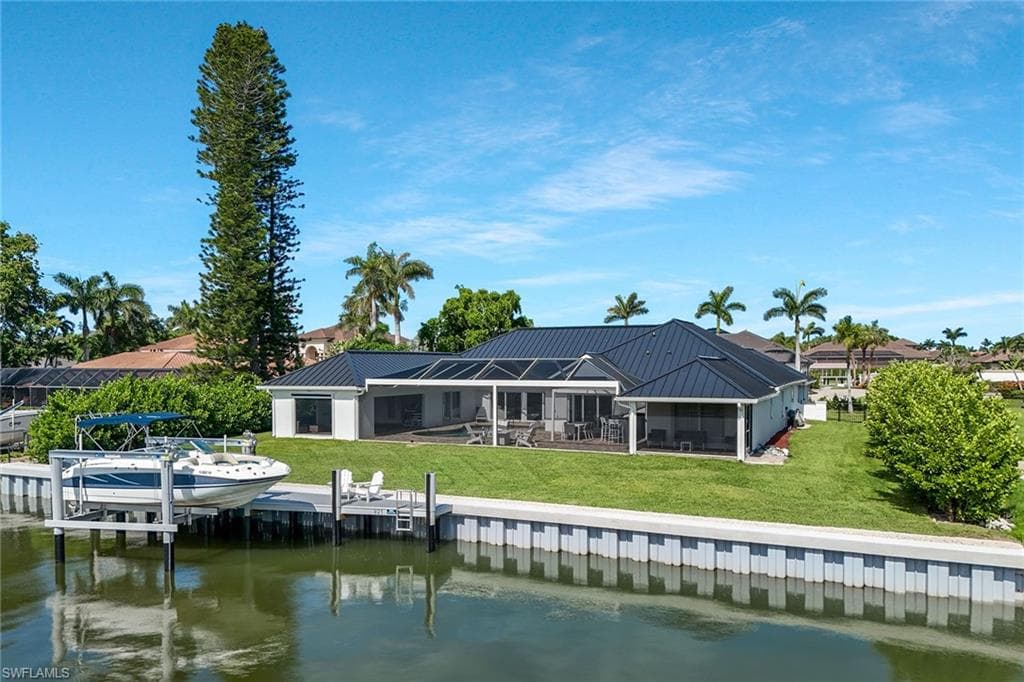 921 Scott DR-31
