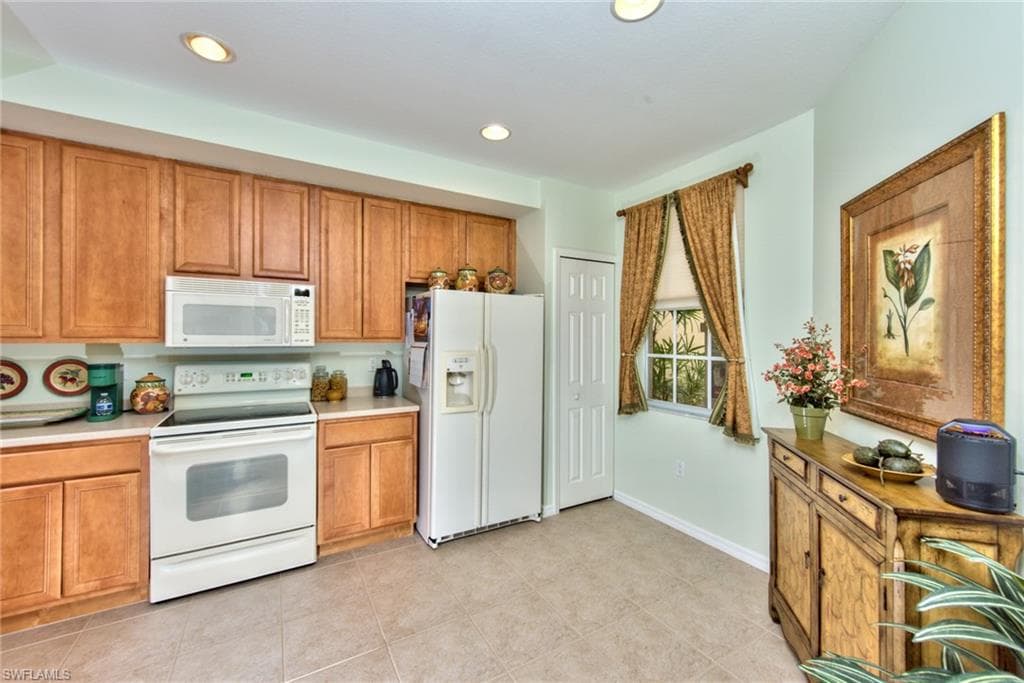 25130 Sandpiper Greens CT 104-8