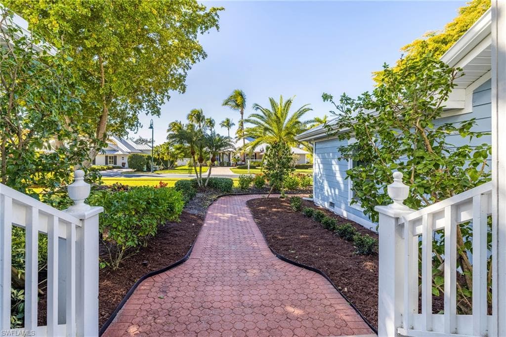 16111 Bentwood Palms DR-7