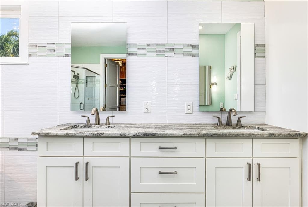 16111 Bentwood Palms DR-24