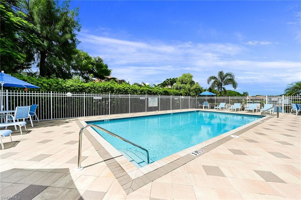 589 Lambton LN-23