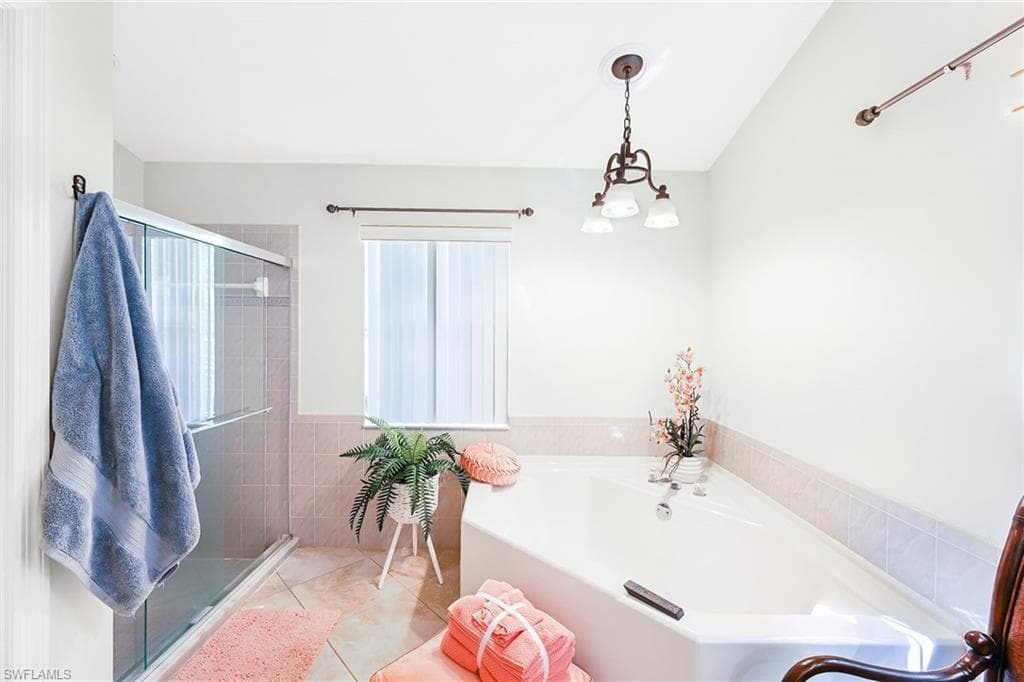 589 Lambton LN-13