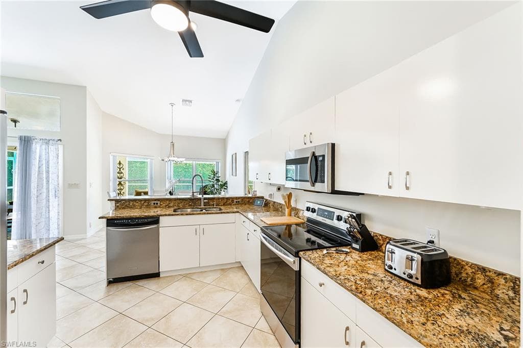 589 Lambton LN-7