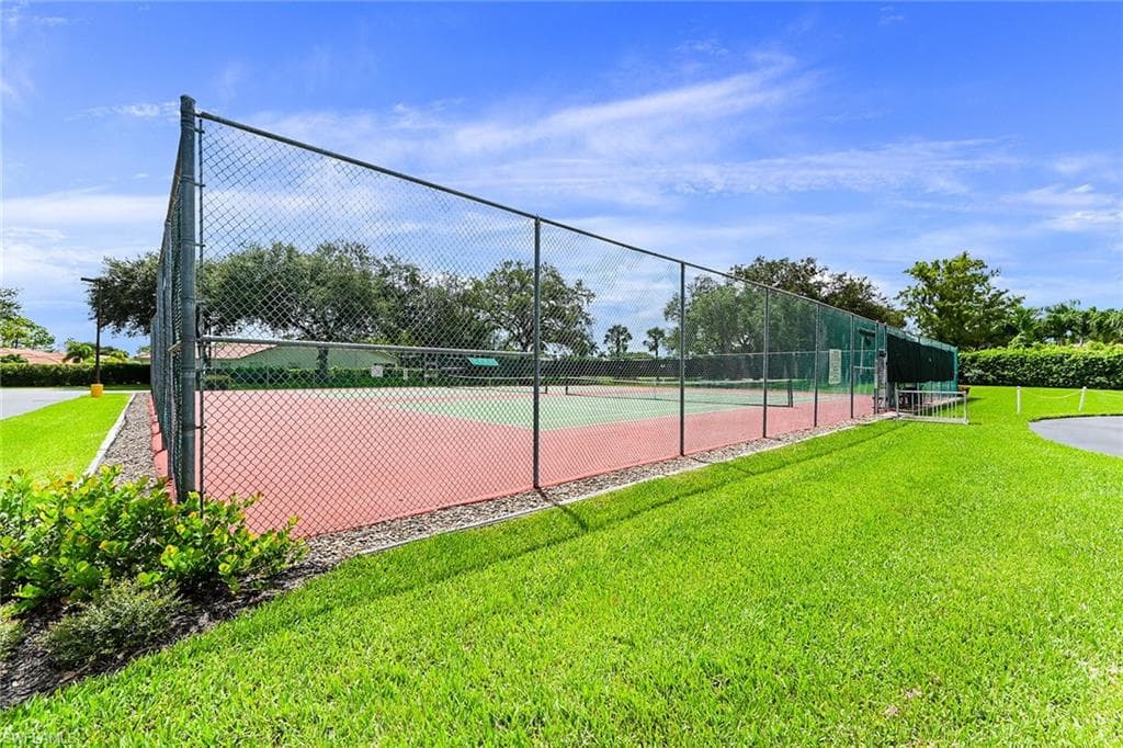 589 Lambton LN-24