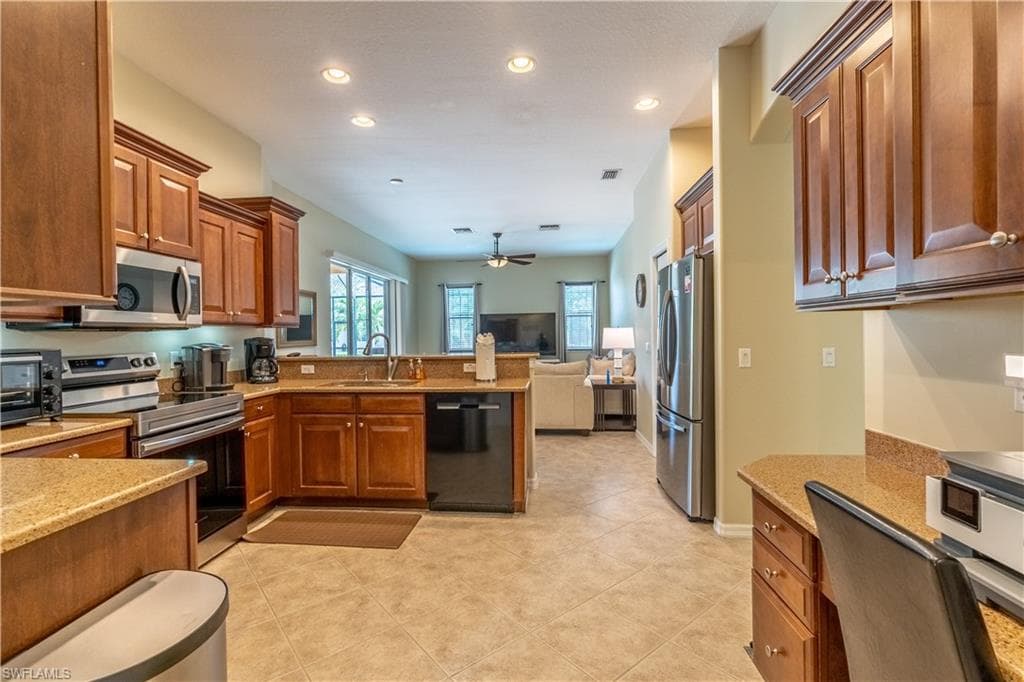 12414 Rock Ridge LN-8