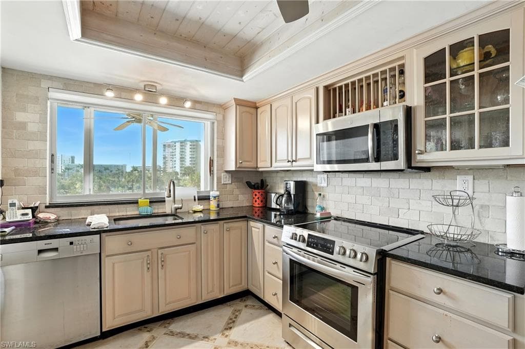 7148 Estero BLVD 222-16