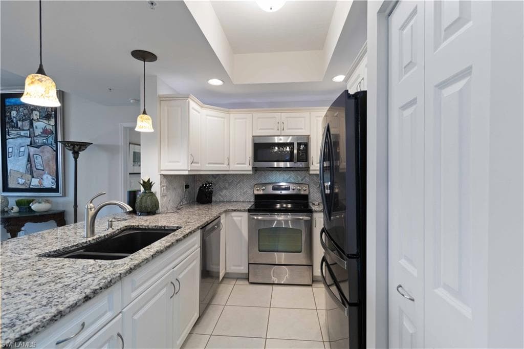 1001 Arbor Lake DR 606-9