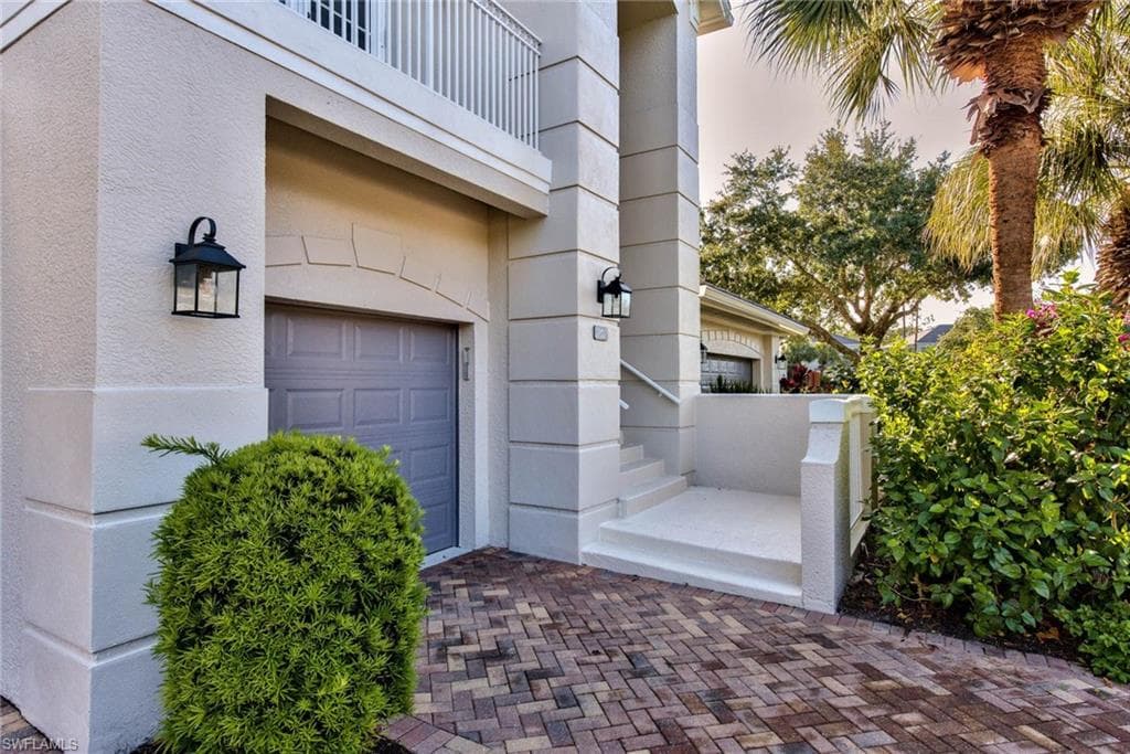 9657 Cypress Hammock CIR 202-3