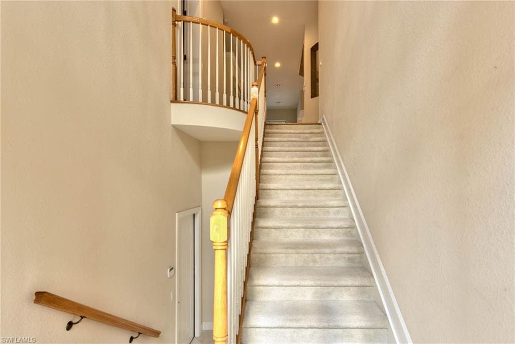 9657 Cypress Hammock CIR 202-5