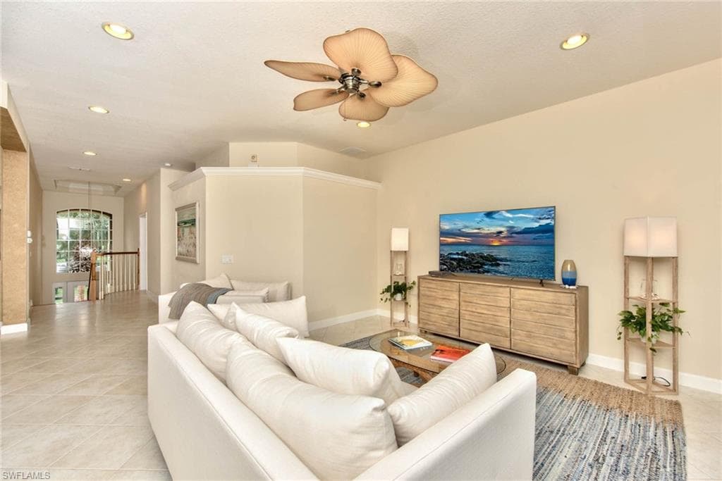 9657 Cypress Hammock CIR 202-10