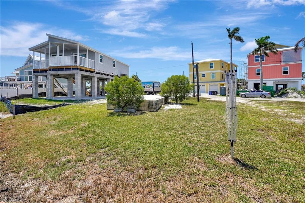 856 Oak ST-20