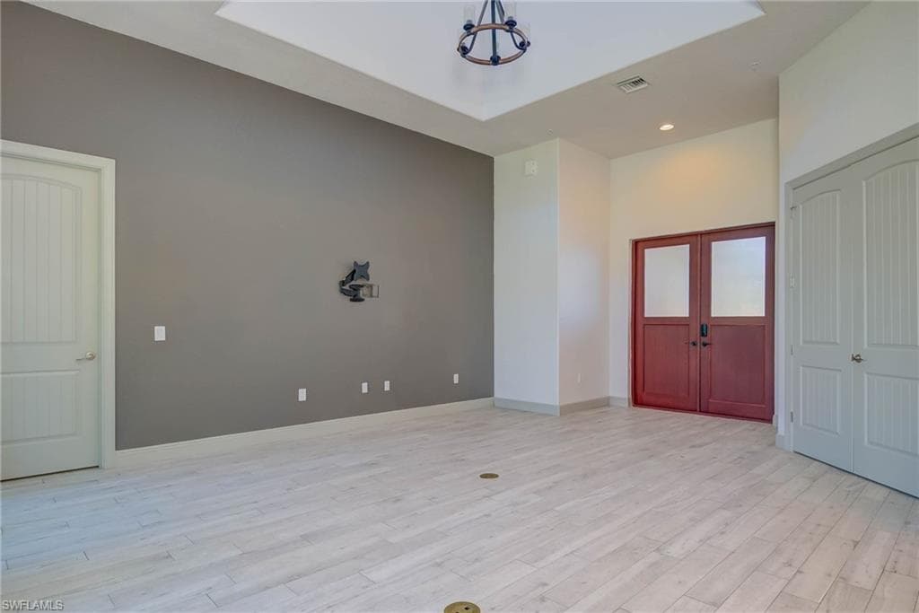 18111 Riverchase CT-9