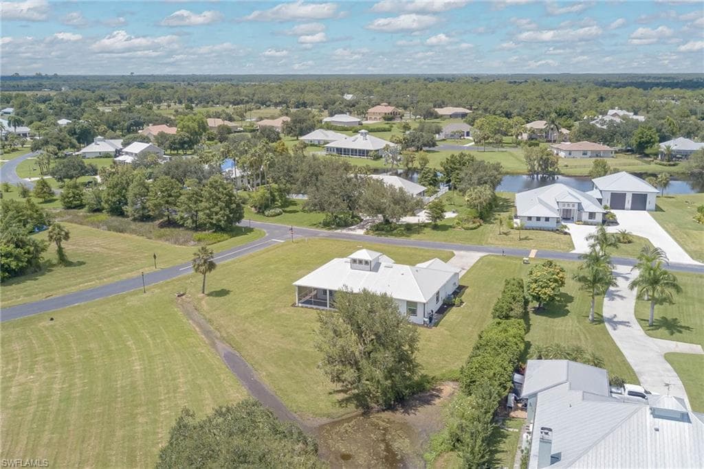 18111 Riverchase CT-34