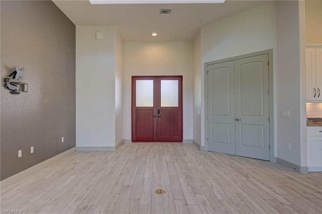 18111 Riverchase CT-10