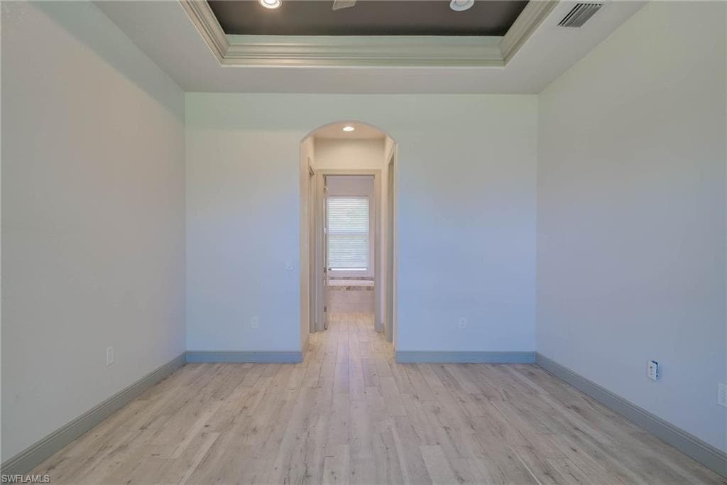 18111 Riverchase CT-19