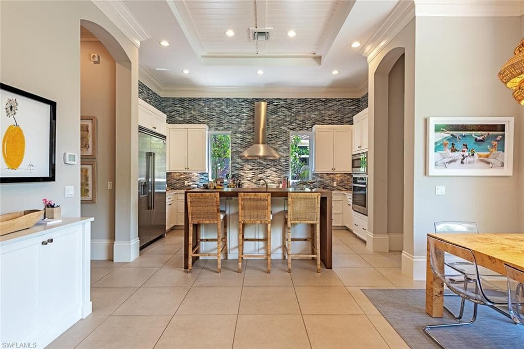2087 RIVOLI CT-6