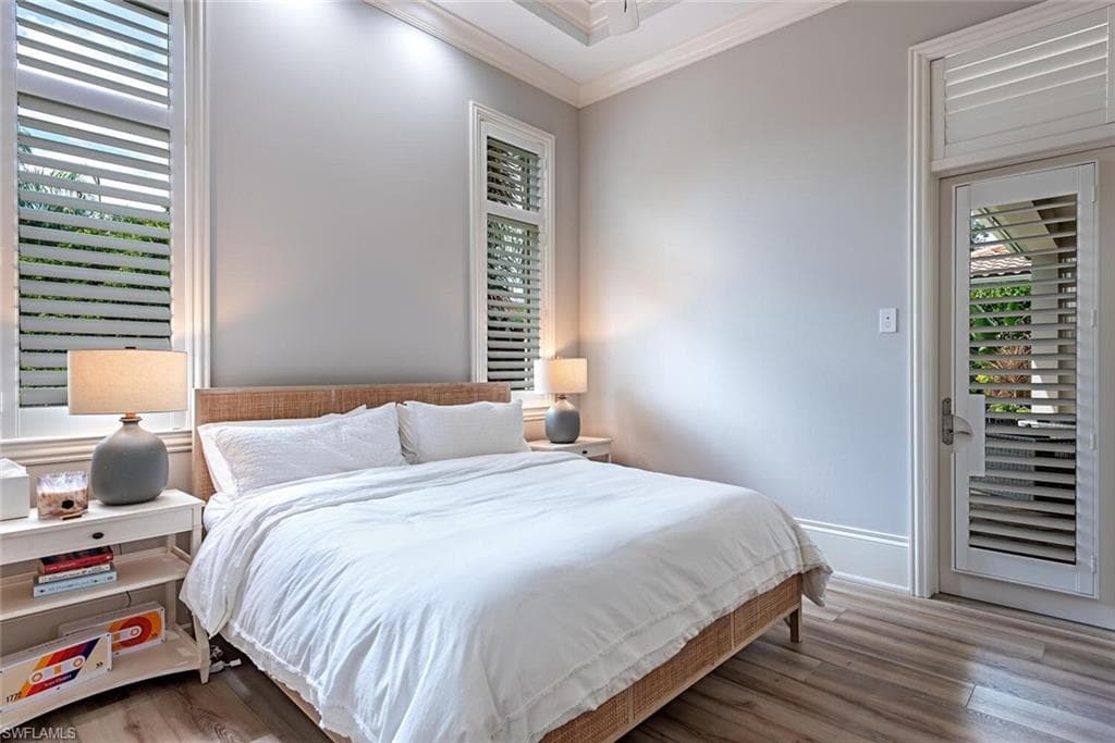 2087 RIVOLI CT-11