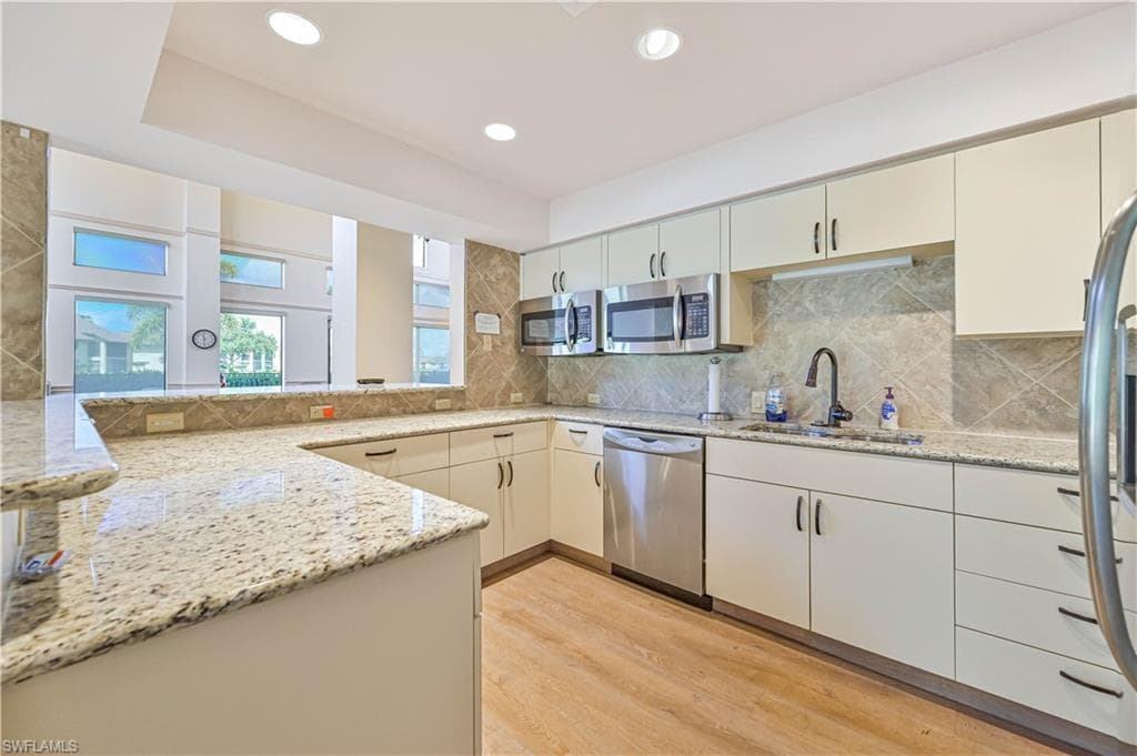 8366 Charter Club CIR 8-23